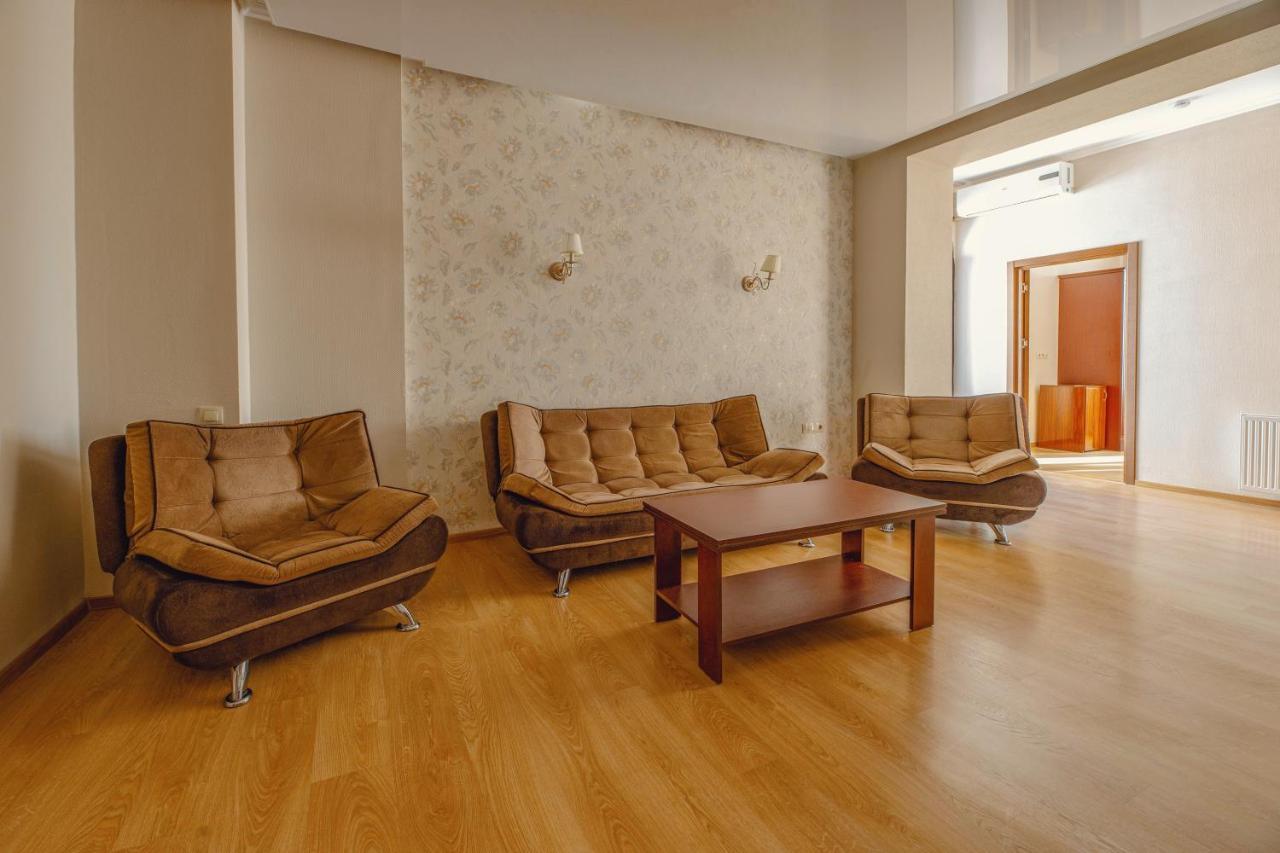 Park Hotel Tskaltubo - Balneo Resort المظهر الخارجي الصورة